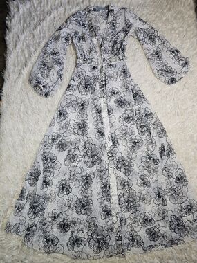Black And Long Sleeve Maxi Dress White for Sale up to 90% Off: Poshmark